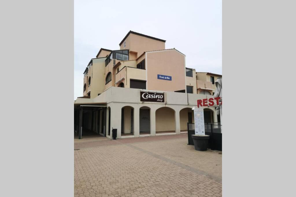 T2, Vue Sur Mer, Terrasse, Parking Prive Le Barcares Luaran gambar
